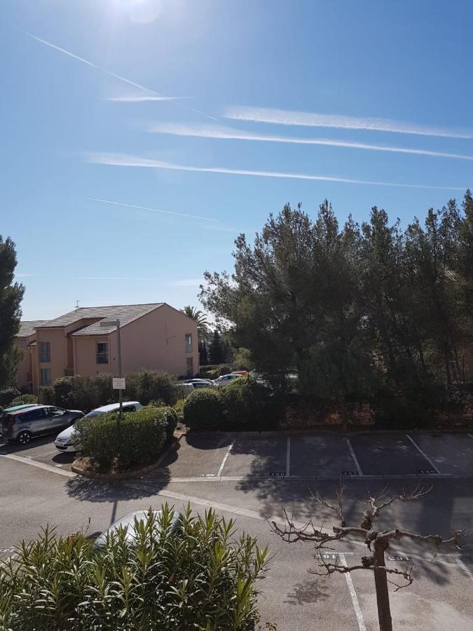 T2 Bandol Ideal Vacances 2 Etoiles מראה חיצוני תמונה